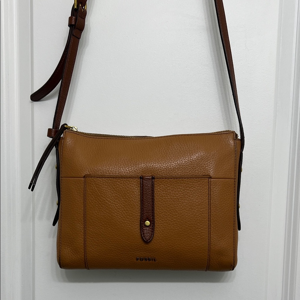 Fossil Gemma Crossbody Bag Camel Tan & Brown Leather Accents Vintage 70’s look